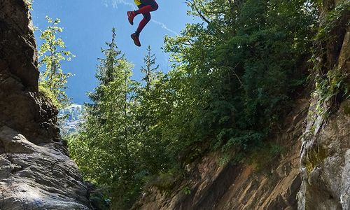 Canyoning